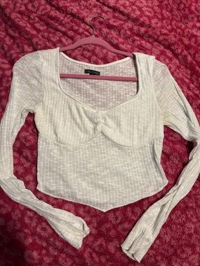 White long sleeved fitted sweetheart neckline wild fable size medium